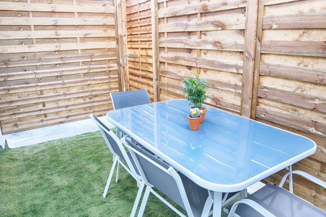 Appart T2 Avec Terrasse, Parking Et Wifi Angouleme Ngoại thất bức ảnh