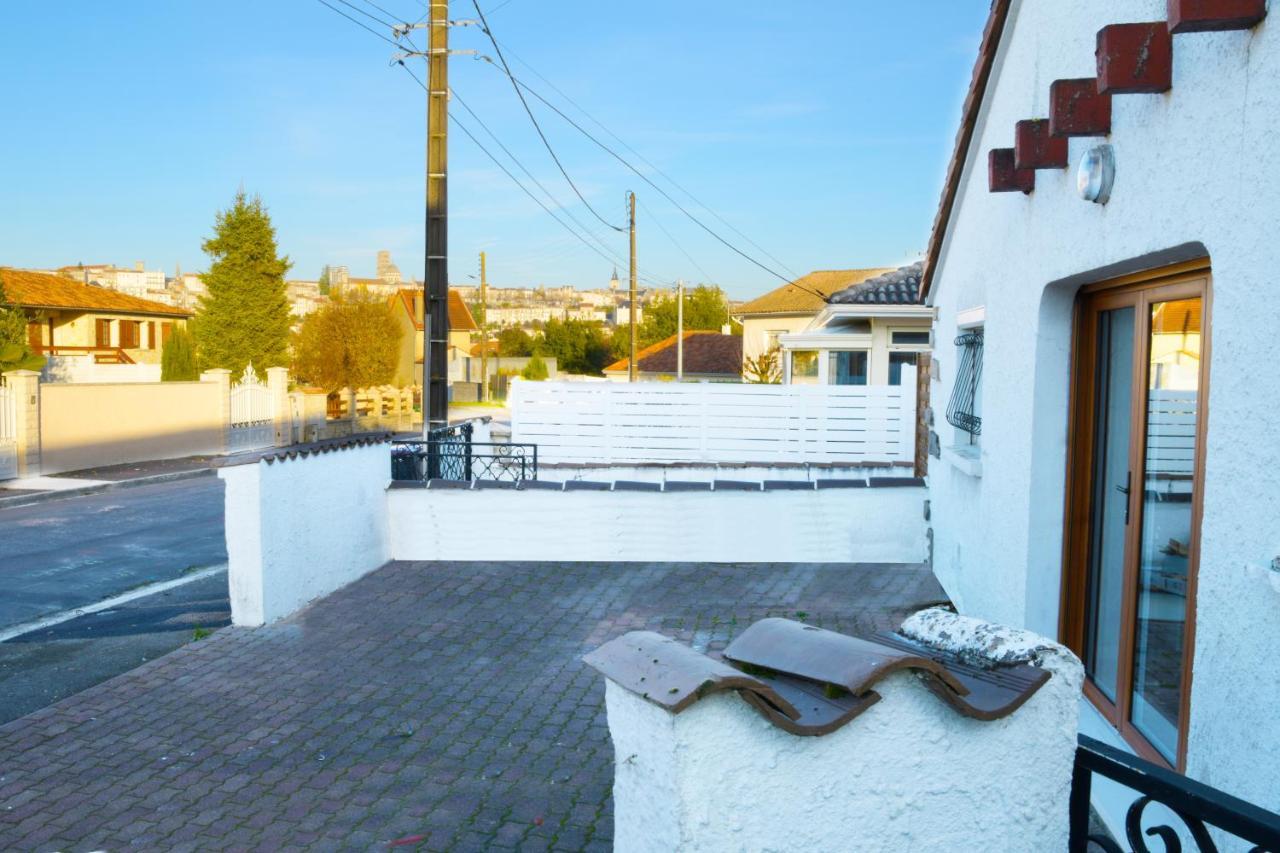 Appart T2 Avec Terrasse, Parking Et Wifi Angouleme Ngoại thất bức ảnh